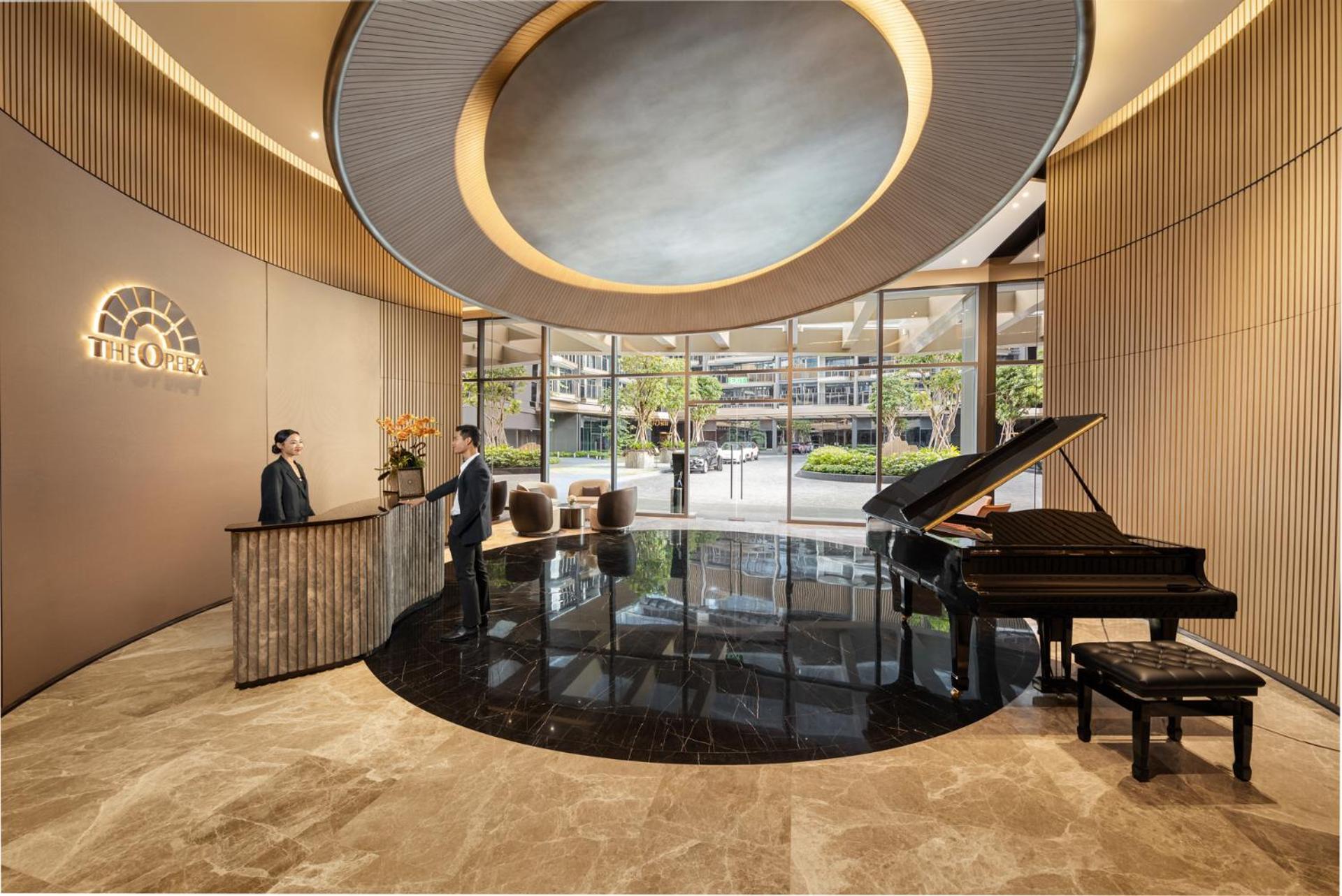 The Metropole Opera Residence By Kaystay Хошимин Екстериор снимка